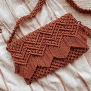 Brown Zig-Zag Macramé Purse