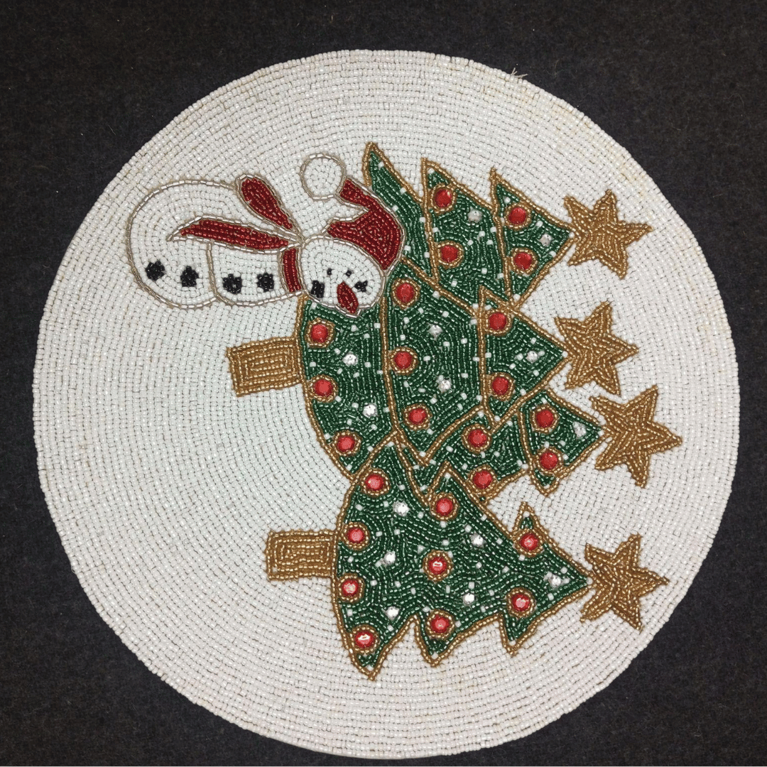 Christmas Tree Beaded Placemat – Festive Handcrafted Table Accent