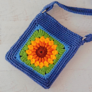 Beige Mesh Crochet Bag – Minimalist Open Weave Pattern