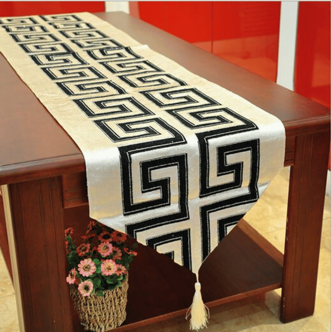 Premium Geometric Table Runner with Tassels – Elegant Dining & Event Décor