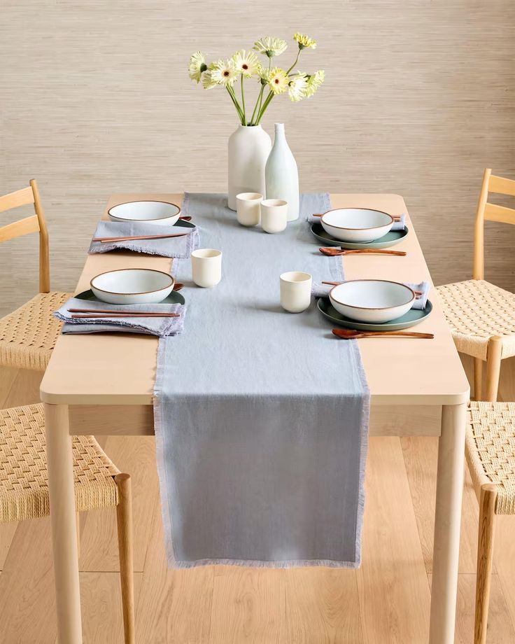 Plain Table Runner - 107