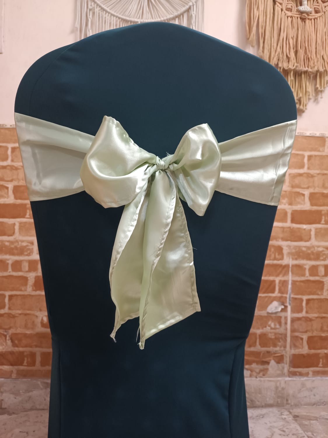 Chair Bow - 122