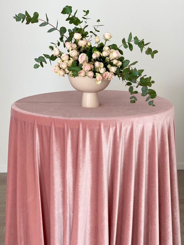 Frill Table Cover - 105
