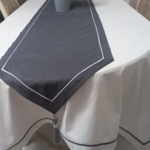 Plain Table Runner - 108